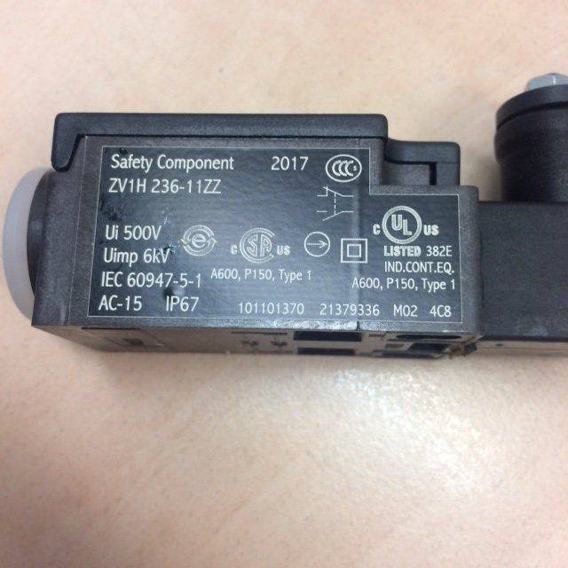 Position switch for Linde series 113/114/115/117 - 转向柱开关 适用于 材料装卸设备:图2 Position switch for Linde series 113/114/115/117 - 转向柱开关 适用于 材料装卸设备:图2