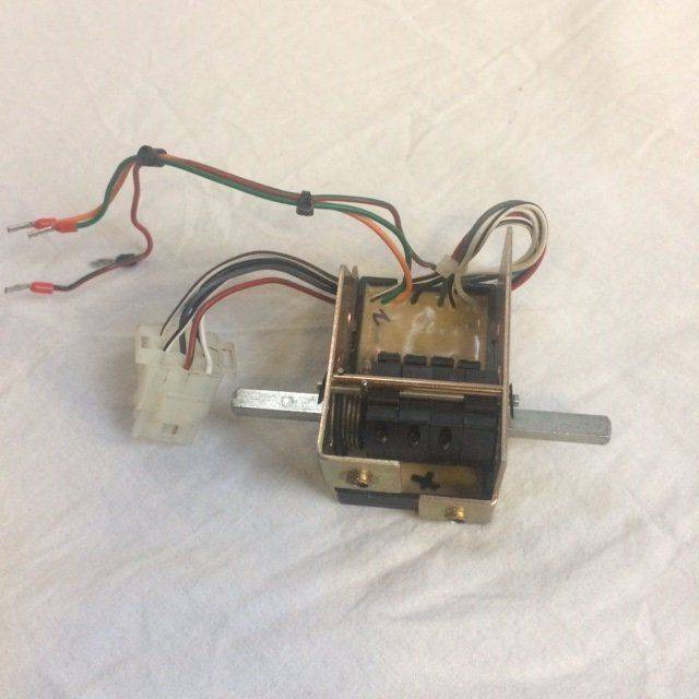 Sensor, Driving direction switch for Caterpillar - 转向柱开关 适用于 材料装卸设备:图2 Sensor, Driving direction switch for Caterpillar - 转向柱开关 适用于 材料装卸设备:图2