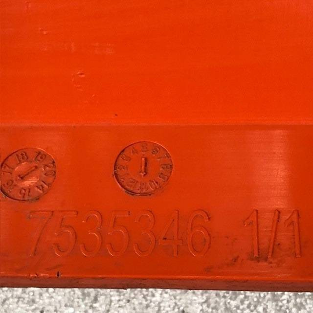 Side cover Left for Toyota/ BT - 车身和外部 适用于 材料装卸设备:图4 Side cover Left for Toyota/ BT - 车身和外部 适用于 材料装卸设备:图4