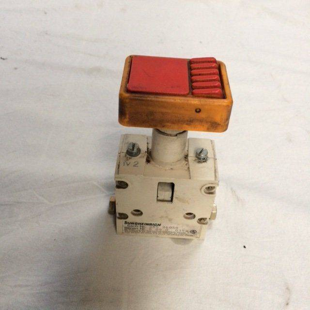 Switch , Master for Jungheinrich - 转向柱开关 适用于 材料装卸设备:图1 Switch , Master for Jungheinrich - 转向柱开关 适用于 材料装卸设备:图1