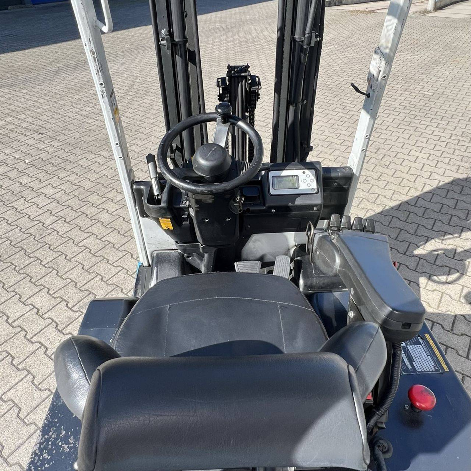 Unicarriers AG1N1L16Q - 电动叉车:图4 Unicarriers AG1N1L16Q - 电动叉车:图4