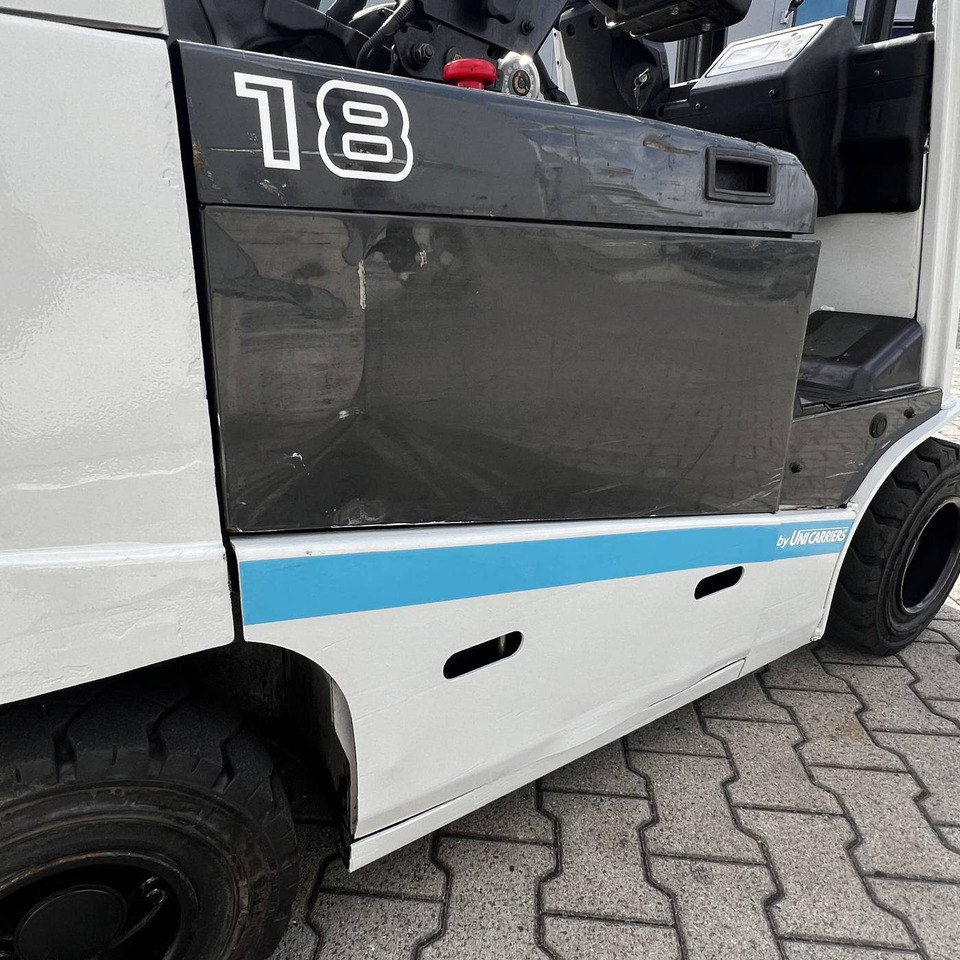 Unicarriers EF18 (JAG1N1L18Q) - 电动叉车:图5 Unicarriers EF18 (JAG1N1L18Q) - 电动叉车:图5