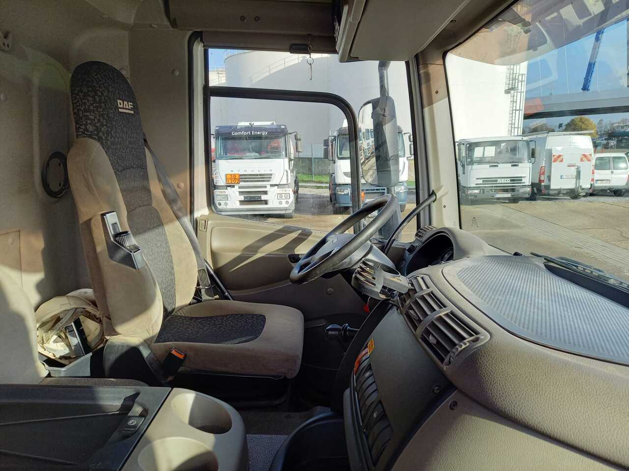DAF CF85 - 罐车:图4 DAF CF85 - 罐车:图4