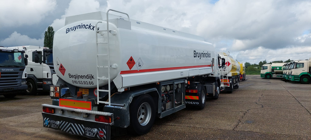 EKW - 液罐半拖车:图1 EKW - 液罐半拖车:图1