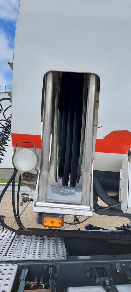 EKW - 液罐半拖车:图2 EKW - 液罐半拖车:图2