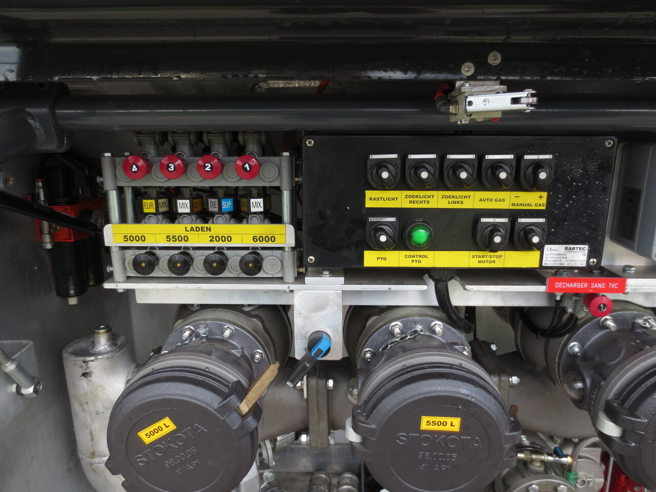 SCANIA G370 - 罐车:图3 SCANIA G370 - 罐车:图3