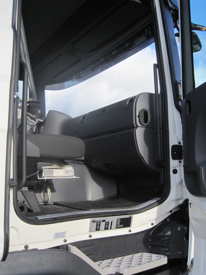 罐车 SCANIA G370:图8 罐车 SCANIA G370:图8