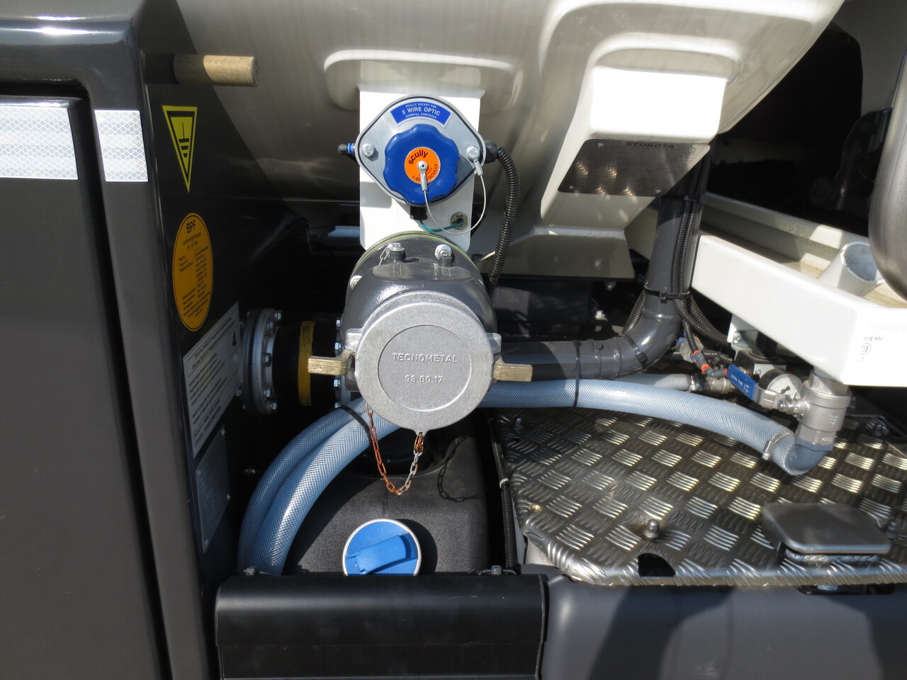 SCANIA G370 - 罐车:图3 SCANIA G370 - 罐车:图3