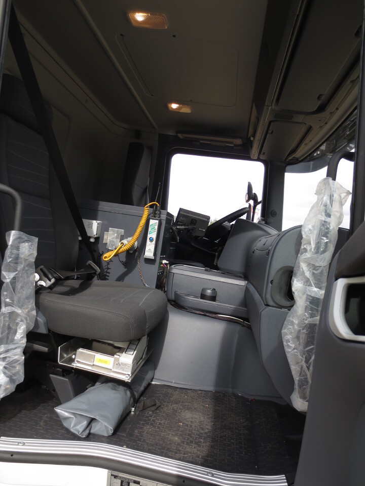 SCANIA G370 - 罐车:图4 SCANIA G370 - 罐车:图4