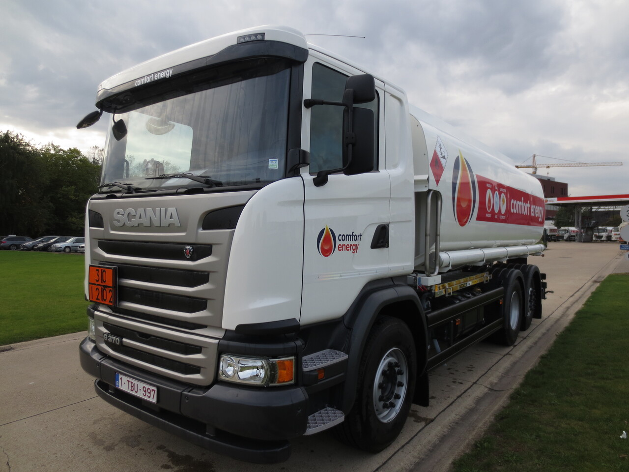 SCANIA G370 - 罐车:图1 SCANIA G370 - 罐车:图1