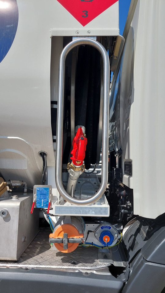 SCANIA P370 - 罐车:图3 SCANIA P370 - 罐车:图3