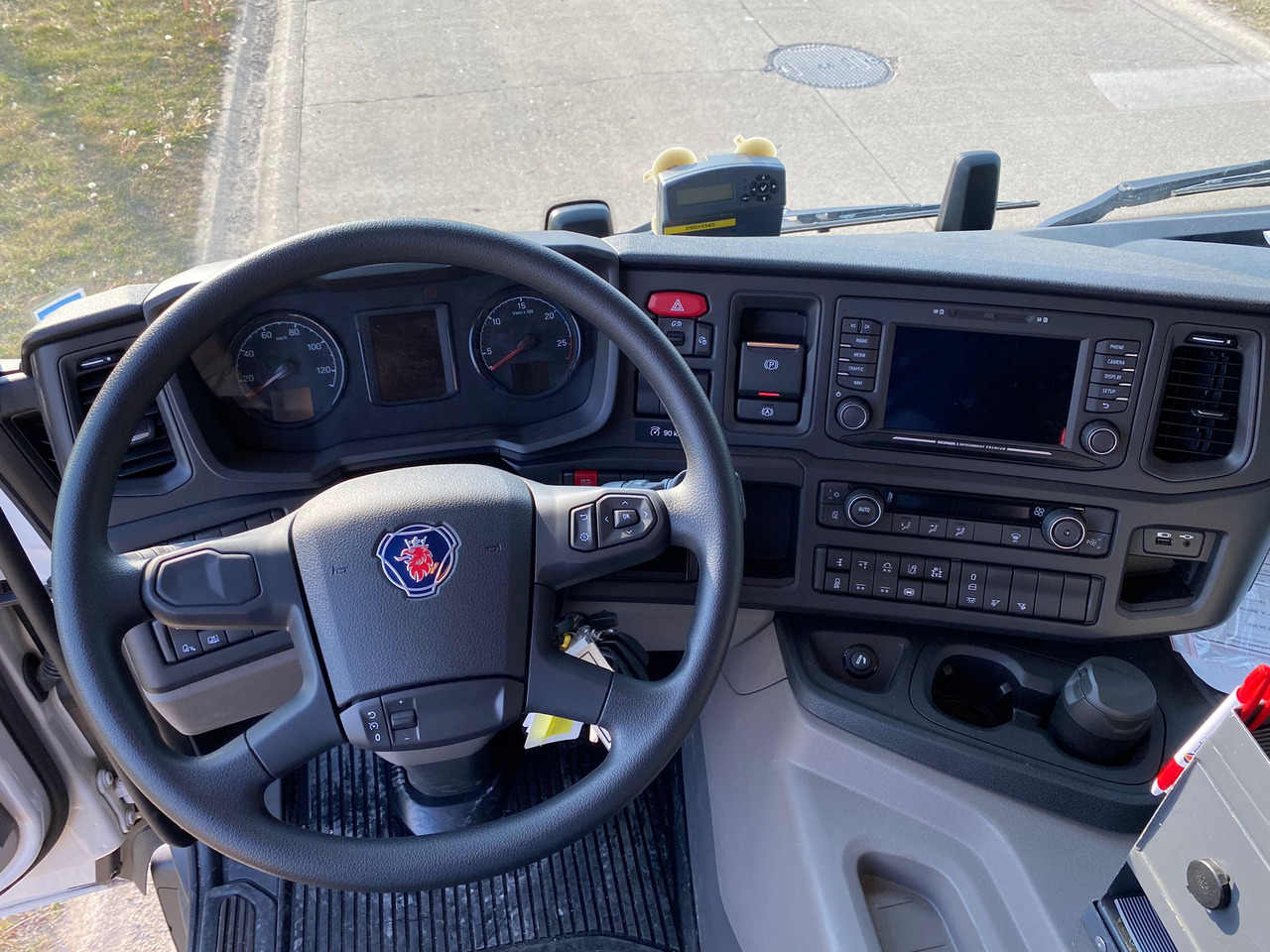 SCANIA P410 - 罐车:图3 SCANIA P410 - 罐车:图3