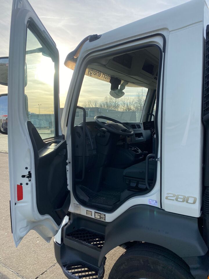 VOLVO FL - 罐车:图5 VOLVO FL - 罐车:图5