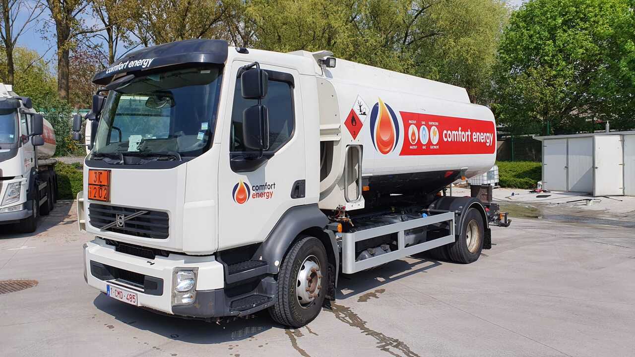 VOLVO FL - 罐车:图1 VOLVO FL - 罐车:图1