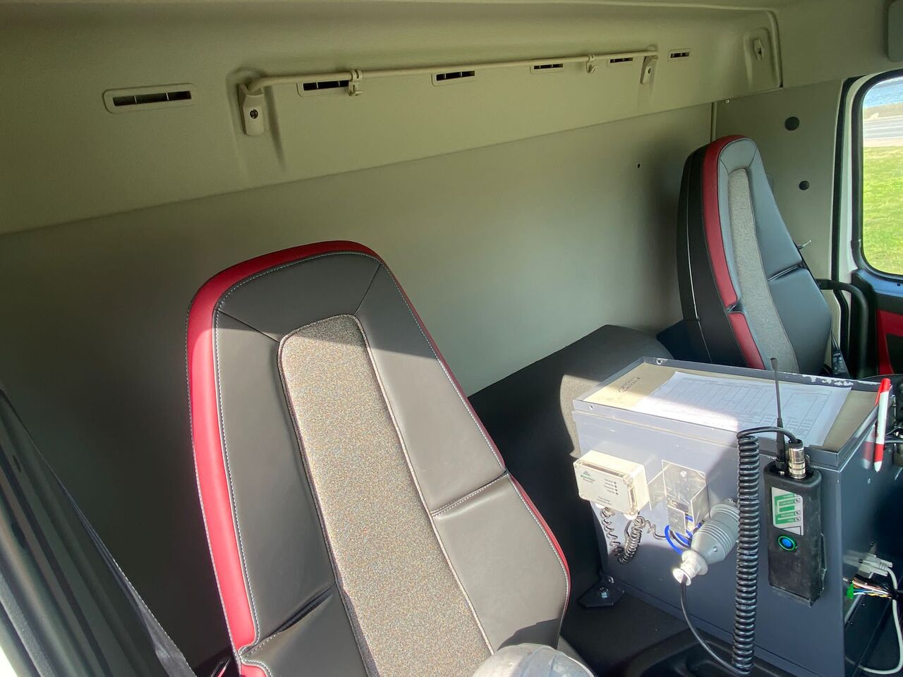 VOLVO FM430HP - 罐车:图3 VOLVO FM430HP - 罐车:图3