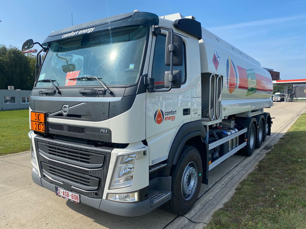VOLVO FM430HP - 罐车:图1 VOLVO FM430HP - 罐车:图1