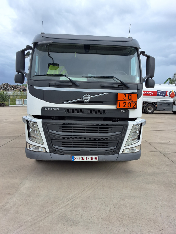 VOLVO FM - 罐车:图1 VOLVO FM - 罐车:图1