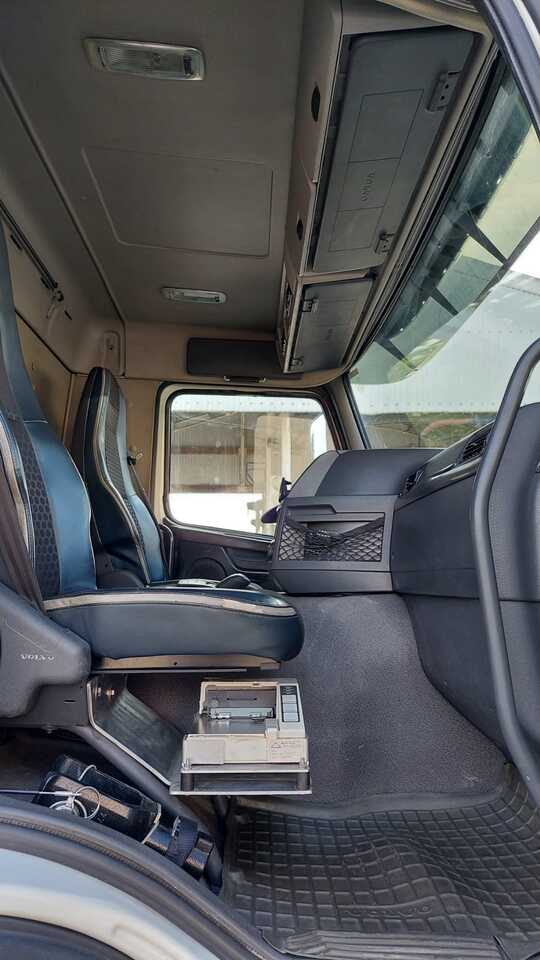Volvo FMFH - 罐车:图4 Volvo FMFH - 罐车:图4