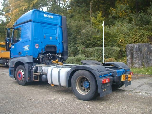 Mercedes-Benz 1843 - 牵引车:图3 Mercedes-Benz 1843 - 牵引车:图3