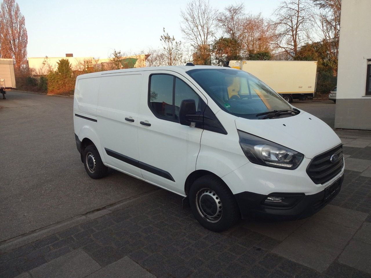 Ford Transit Custom Kasten 280 L1H1, PDC - 小型客车:图3 Ford Transit Custom Kasten 280 L1H1, PDC - 小型客车:图3