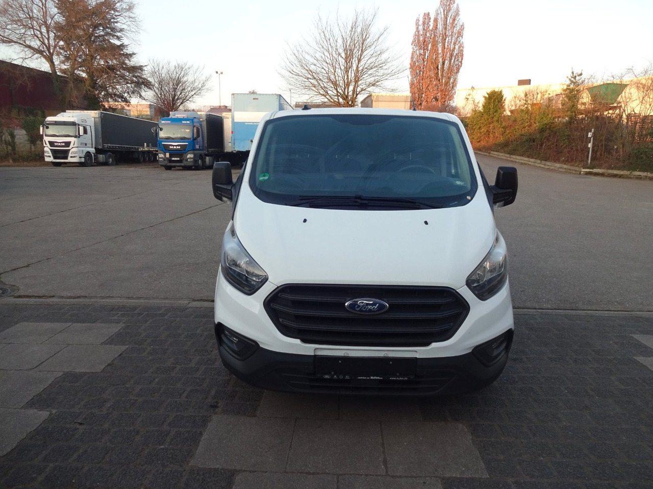 Ford Transit Custom Kasten 280 L1H1, PDC - 无侧窗厢式货车:图2 Ford Transit Custom Kasten 280 L1H1, PDC - 无侧窗厢式货车:图2