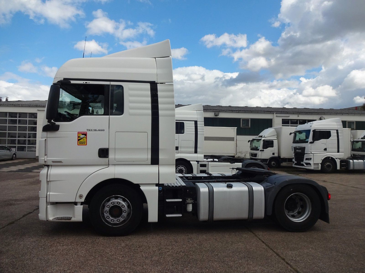 MAN TGX 18.460, XLX, ACC, 2 x Tank - 牵引车:图4 MAN TGX 18.460, XLX, ACC, 2 x Tank - 牵引车:图4