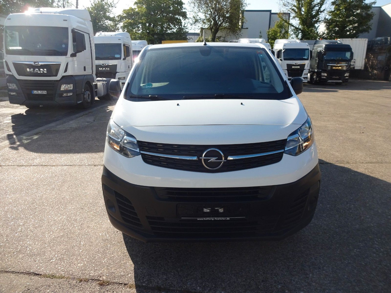 Opel Vivaro Kasten L1H1, Klima, PDC, - 紧凑型面包车:图2 Opel Vivaro Kasten L1H1, Klima, PDC, - 紧凑型面包车:图2