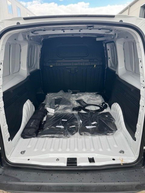 Peugeot 2 Partner Premium Elektro, L3H1, 100 kW, Kamera - 紧凑型面包车, 电动小型货车:图5 Peugeot 2 Partner Premium Elektro, L3H1, 100 kW, Kamera - 紧凑型面包车, 电动小型货车:图5