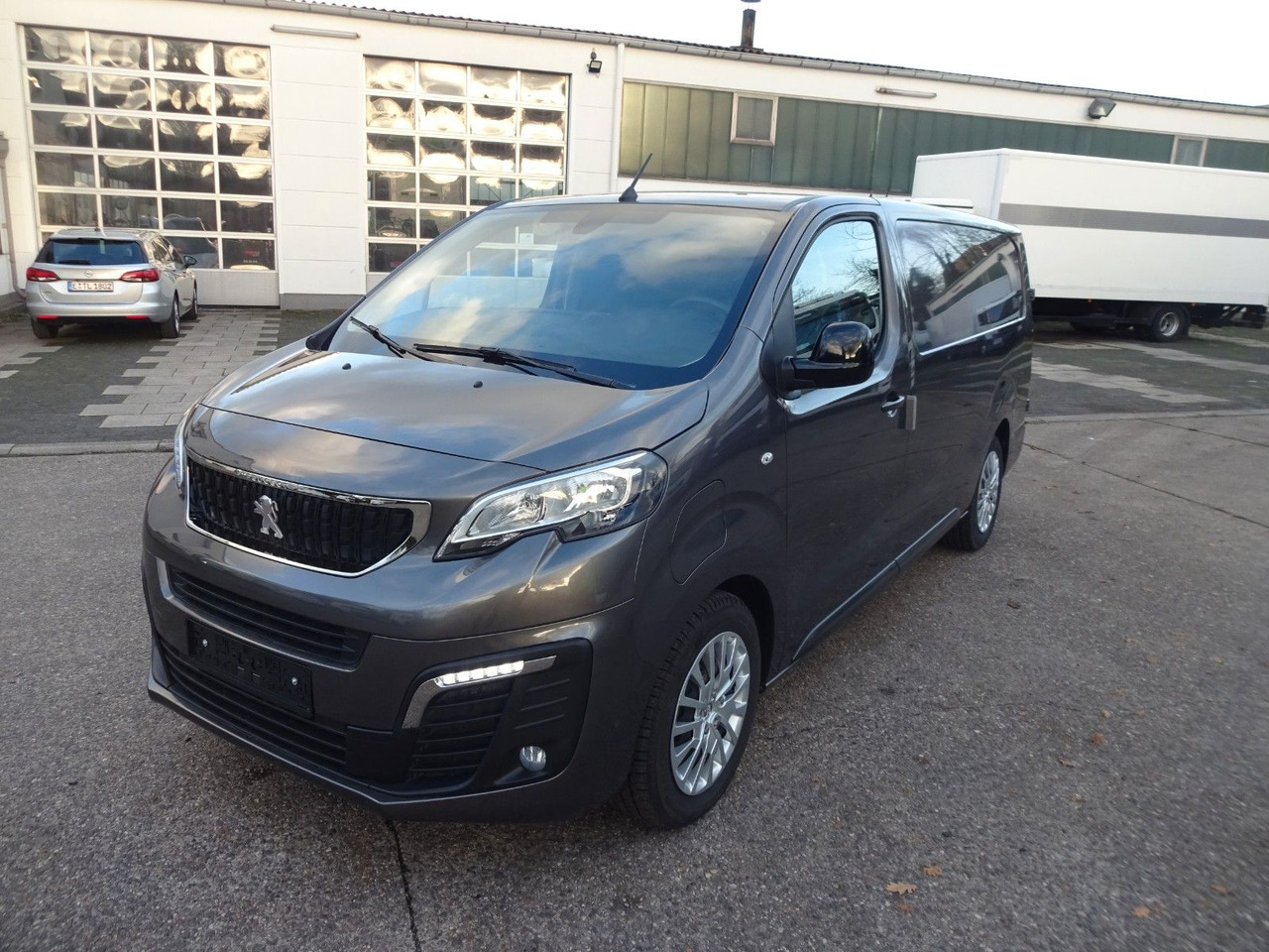 Peugeot Expert Kasten Lang, L3H1, 57 kW - 紧凑型面包车, 电动小型货车:图3 Peugeot Expert Kasten Lang, L3H1, 57 kW - 紧凑型面包车, 电动小型货车:图3