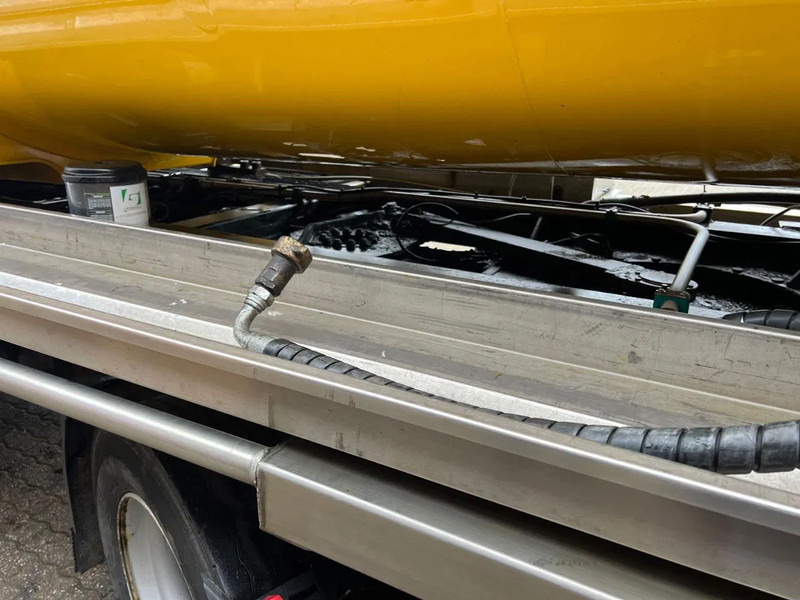 Burg 36m3 Mestoplegger Geijkte weging Bemonstering 2x stuuras - 液罐半拖车:图5 Burg 36m3 Mestoplegger Geijkte weging Bemonstering 2x stuuras - 液罐半拖车:图5