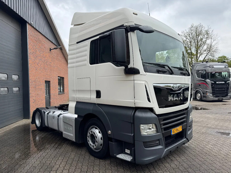 MAN TGX 18.460 XLX Retarder 420.680KM!! 2x tank NL Truck - 牵引车:图2 MAN TGX 18.460 XLX Retarder 420.680KM!! 2x tank NL Truck - 牵引车:图2