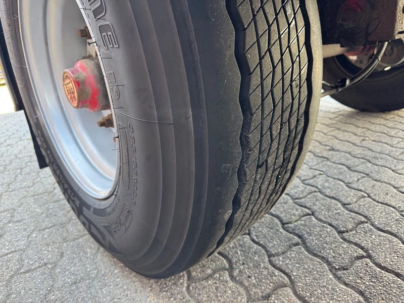侧帘半拖车 Pacton 3AS Schuifzeilen Stuuras Kooiaap aansluiting hardh.vloer：图11