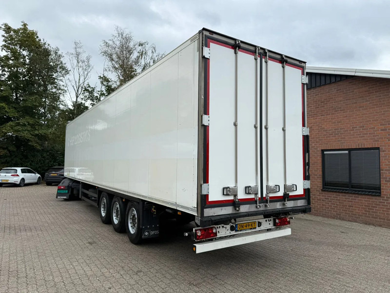 Schmitz Cargobull SKO 24 5x Meatrails Rohrbahnen Fleisch Carrier Vector 1950MT let op!! vol vleeshaken en 2 reservewielen - 等温半拖车:图3 Schmitz Cargobull SKO 24 5x Meatrails Rohrbahnen Fleisch Carrier Vector 1950MT let op!! vol vleeshaken en 2 reservewielen - 等温半拖车:图3