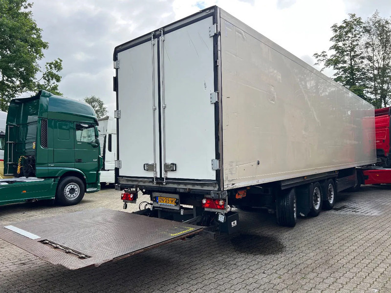 Schmitz Cargobull SKO 24 Thermo King SLX Spectrum Multitemp Stuuras LBW - 等温半拖车:图4 Schmitz Cargobull SKO 24 Thermo King SLX Spectrum Multitemp Stuuras LBW - 等温半拖车:图4