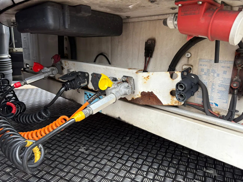 等温半拖车 Schmitz Cargobull Thermo King Frigo 2 Compartiments AS-2 Liftas AS-3 Stuuras Dhollandia 2000KG NL Trailer：图18