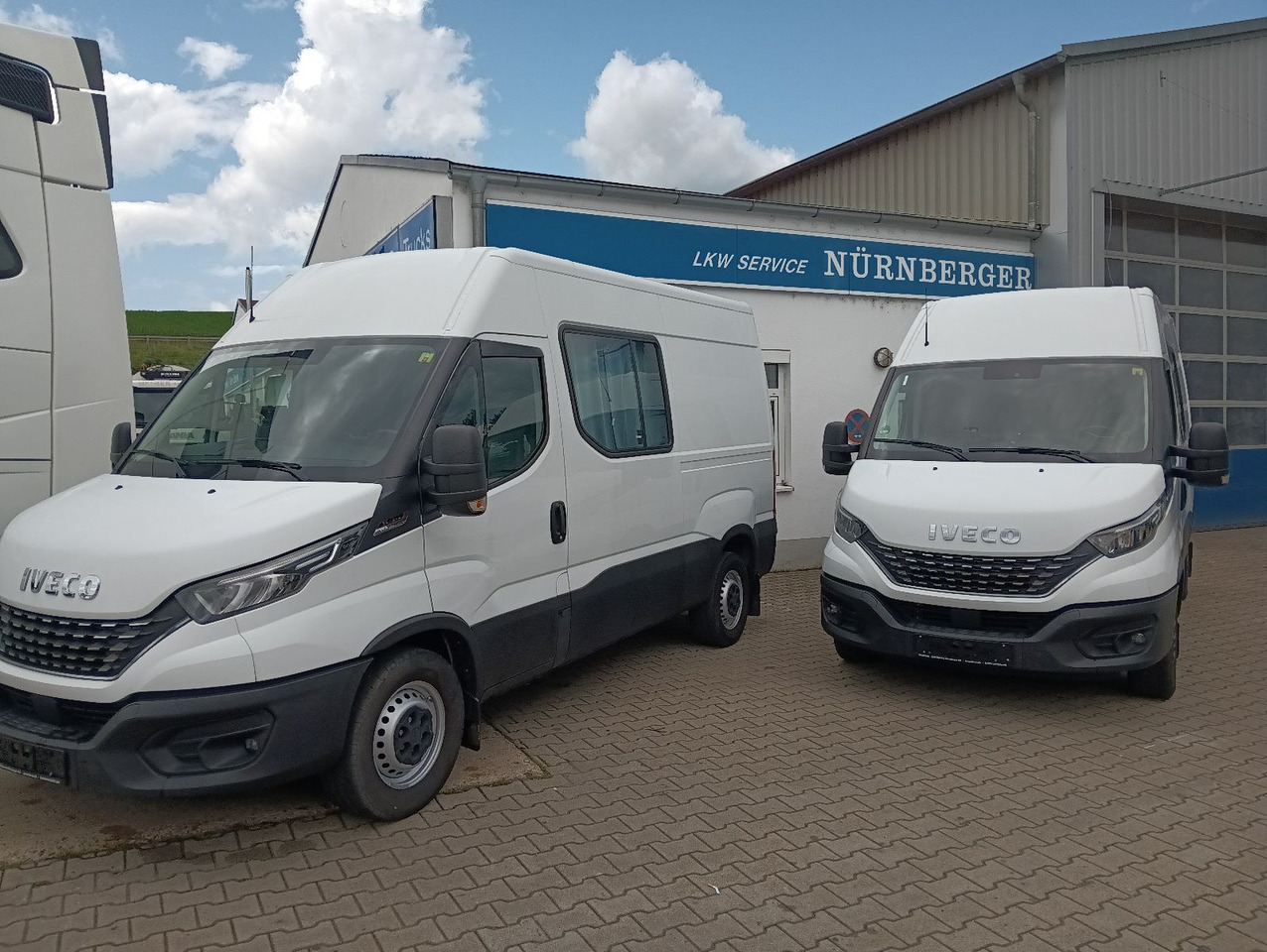 Iveco Daily Kasten HKa 35S21 V WB3520 AHK, Standheizun - 无侧窗厢式货车:图5 Iveco Daily Kasten HKa 35S21 V WB3520 AHK, Standheizun - 无侧窗厢式货车:图5
