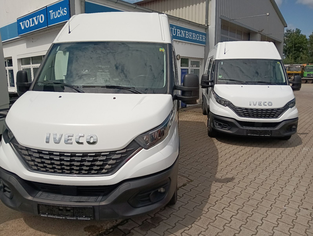 Iveco Daily Kasten HKa 35S21 V WB3520 AHK, Standheizun - 无侧窗厢式货车:图1 Iveco Daily Kasten HKa 35S21 V WB3520 AHK, Standheizun - 无侧窗厢式货车:图1