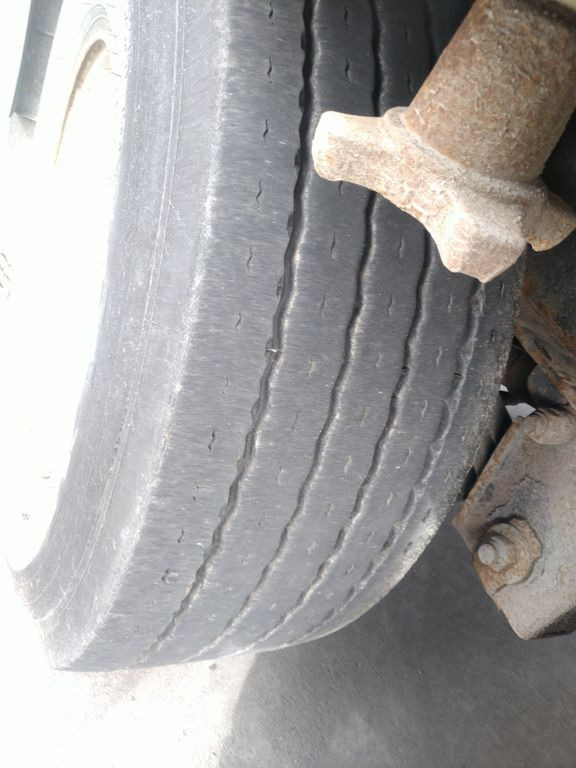 栏板式/ 平板半拖车 Krone SDP27 TwistLocks 40"+ 20" BPW Lift Rungentaschen:图23 栏板式/ 平板半拖车 Krone SDP27 TwistLocks 40"+ 20" BPW Lift Rungentaschen:图23