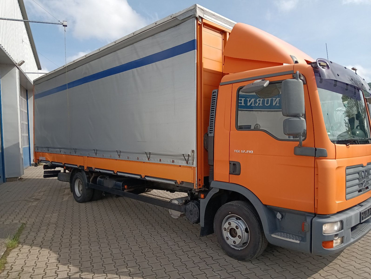 MAN TGL 12.210 4x2 KLIMA,AHK, 7,3m SCHWARZMÜLLER TÜV - 侧帘卡车:图5 MAN TGL 12.210 4x2 KLIMA,AHK, 7,3m SCHWARZMÜLLER TÜV - 侧帘卡车:图5