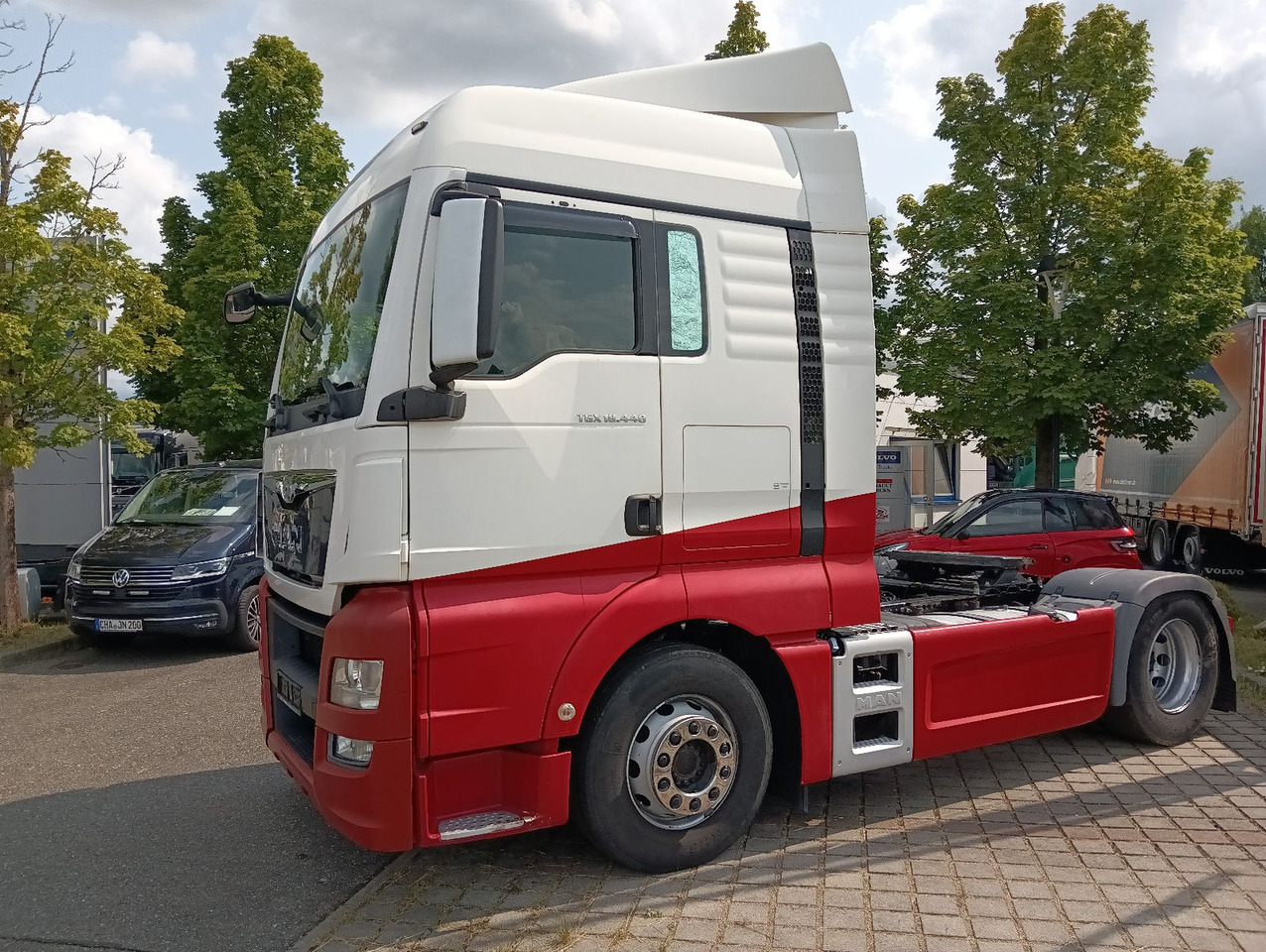 MAN TGX 18:440 BLS INTARDER Vollspoiler Reifen70-90% MAN TGX 18:440 BLS INTARDER Vollspoiler Reifen70-90% - 牵引车:图5 MAN TGX 18:440 BLS INTARDER Vollspoiler Reifen70-90% MAN TGX 18:440 BLS INTARDER Vollspoiler Reifen70-90% - 牵引车:图5