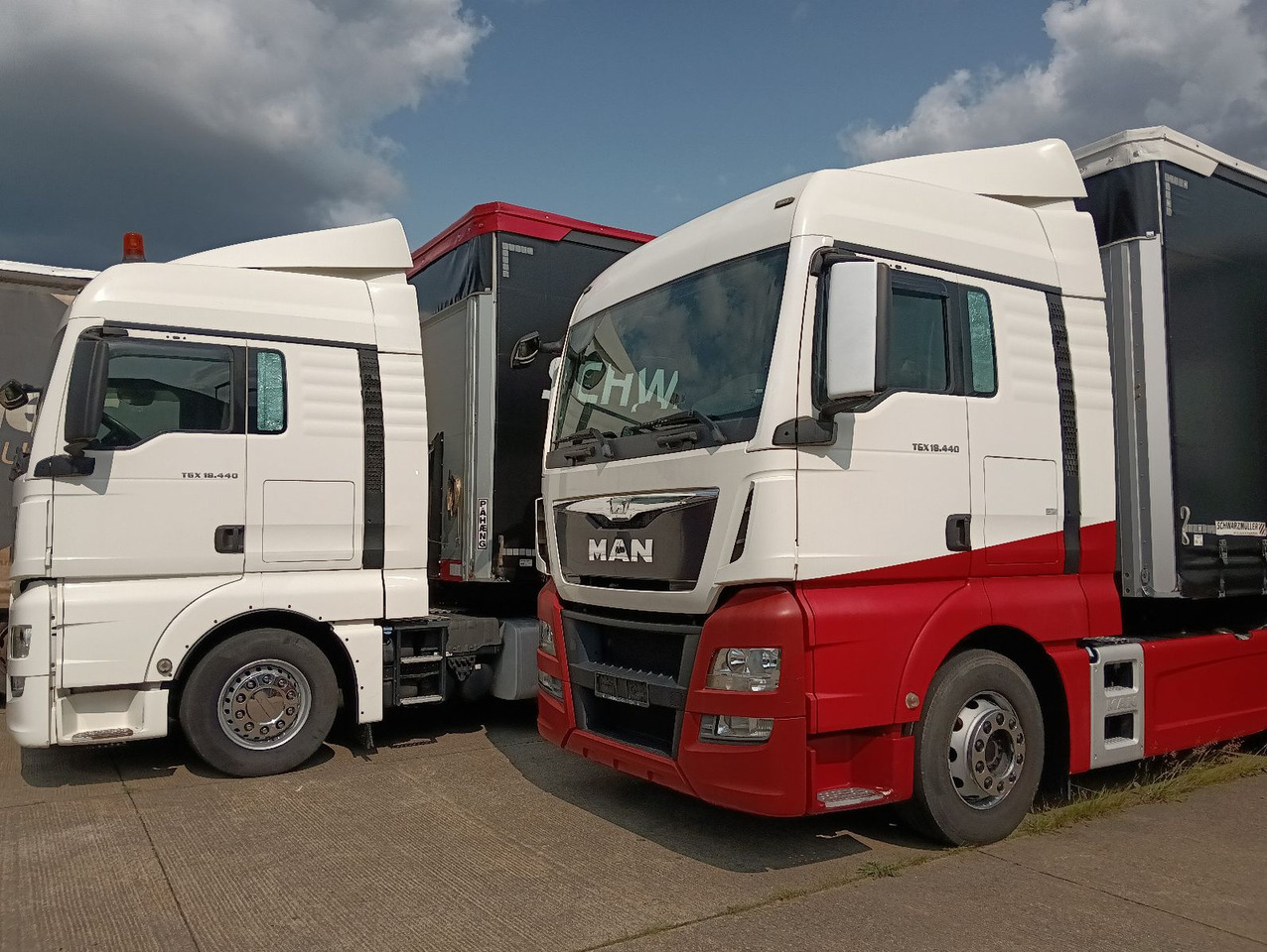 MAN TGX 18:440 BLS INTARDER Vollspoiler Reifen70-90% MAN TGX 18:440 BLS INTARDER Vollspoiler Reifen70-90% - 牵引车:图4 MAN TGX 18:440 BLS INTARDER Vollspoiler Reifen70-90% MAN TGX 18:440 BLS INTARDER Vollspoiler Reifen70-90% - 牵引车:图4