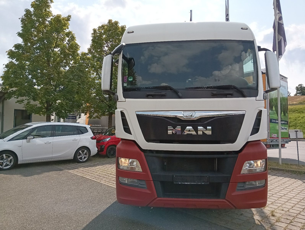 MAN TGX 18:440 BLS INTARDER Vollspoiler Reifen70-90% MAN TGX 18:440 BLS INTARDER Vollspoiler Reifen70-90% - 牵引车:图2 MAN TGX 18:440 BLS INTARDER Vollspoiler Reifen70-90% MAN TGX 18:440 BLS INTARDER Vollspoiler Reifen70-90% - 牵引车:图2