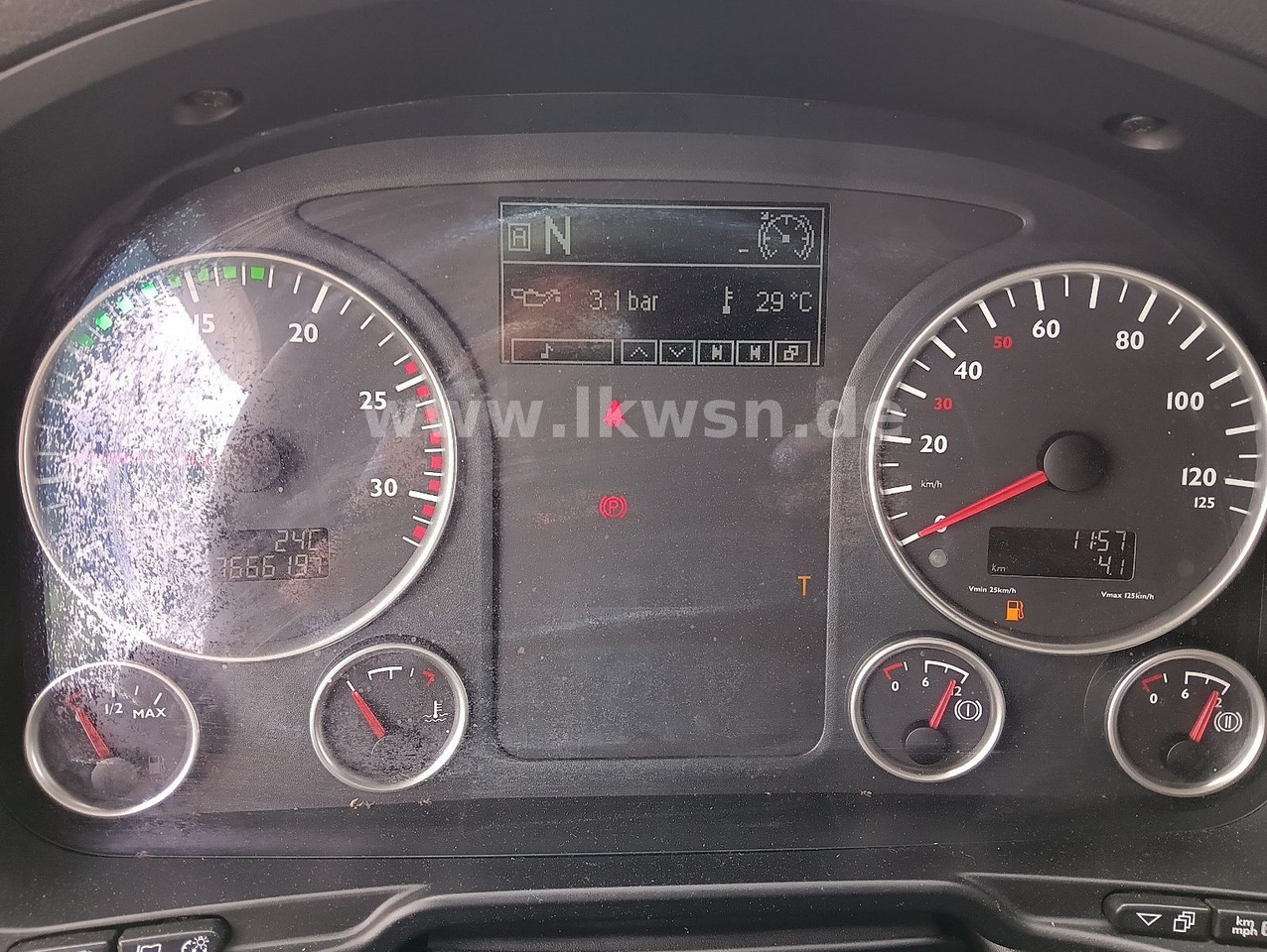 牵引车 MAN TGX 18:440 FLT XLX 2xTank Klima Spoiler Kühlbox MAN TGX 18:440 FLT XLX 2xTank Klima Spoiler Kühlbox：图15