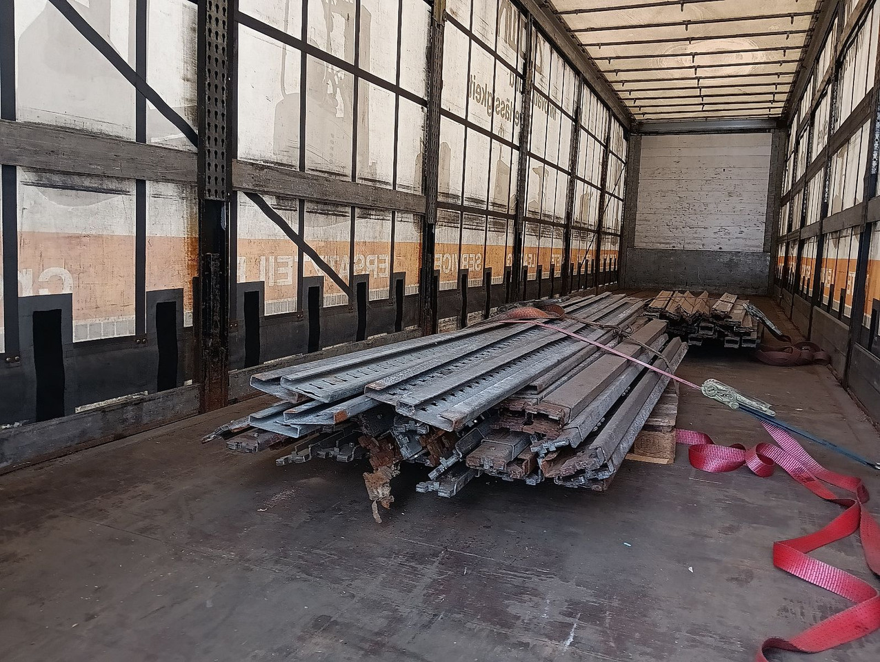 侧帘半拖车 Schmitz Cargobull SCS24 DOPPELSTOCK HUBDACH Lift SAF 455/40R22,5：图19