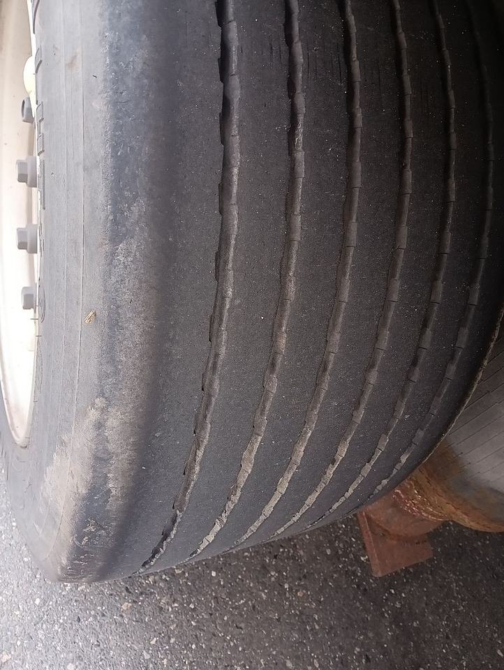 侧帘半拖车 Schmitz Cargobull SCS24 DOPPELSTOCK HUBDACH Lift SAF 455/40R22,5：图29