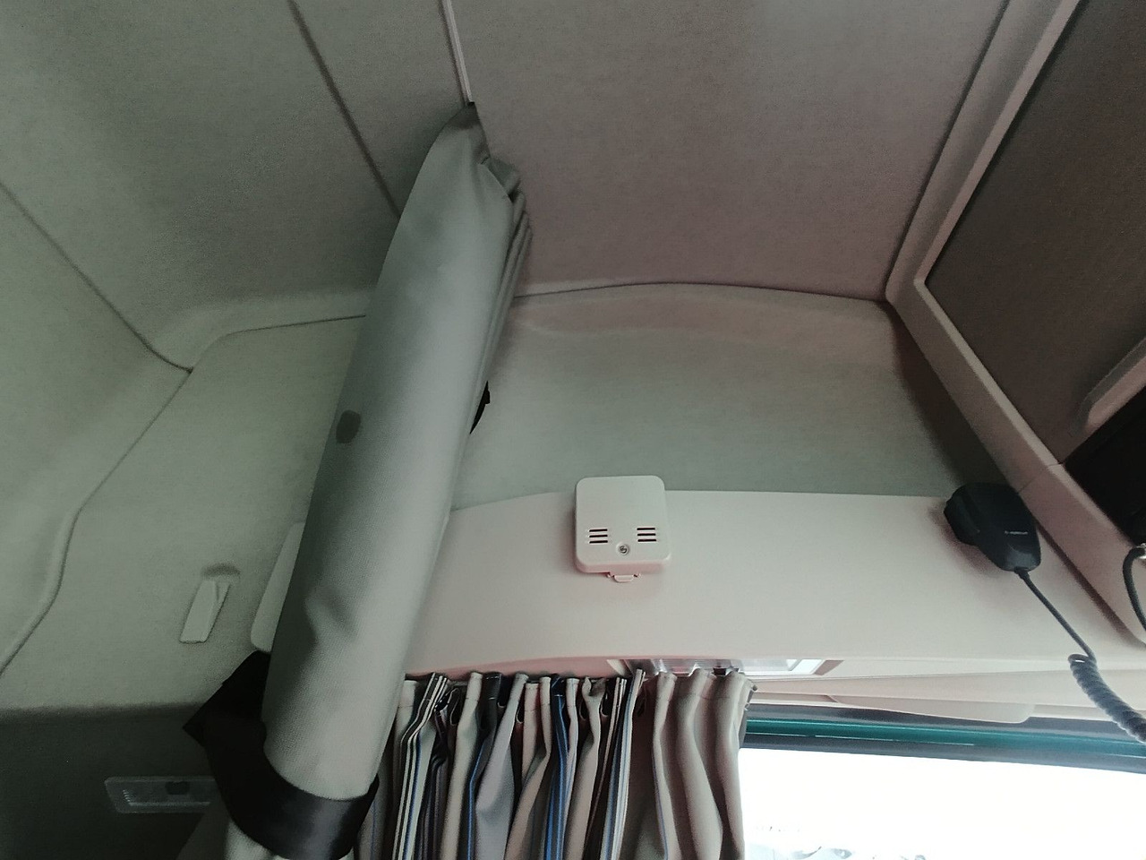 牵引车 Volvo FH 500 4x2T Globe Voll-Luft ACC I-PARC NaviALCOA：图21
