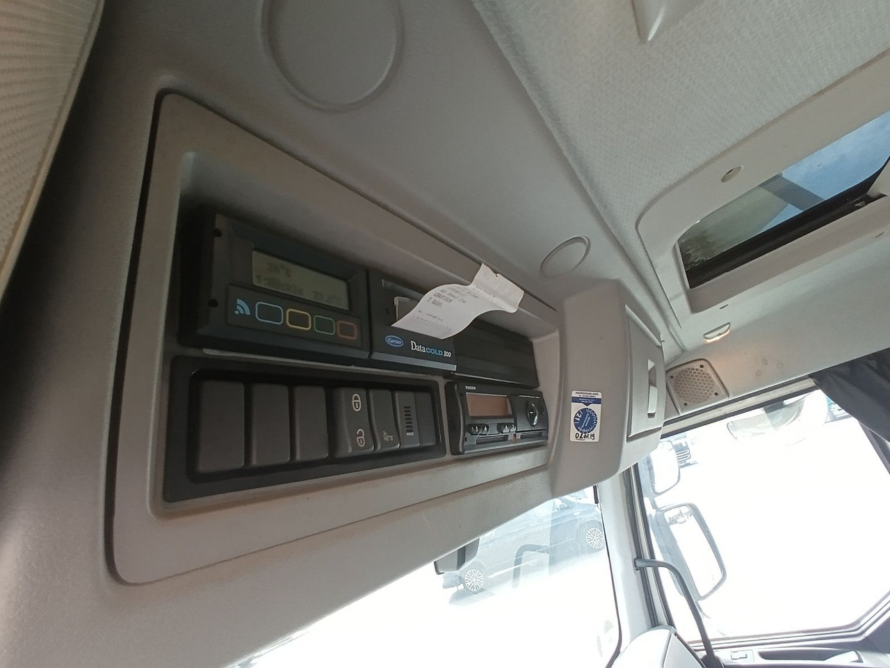 冷藏车 Volvo FL250 4x2R 14t CarrierSupra550 7,3m LBW1.5tKlima:图15 冷藏车 Volvo FL250 4x2R 14t CarrierSupra550 7,3m LBW1.5tKlima:图15