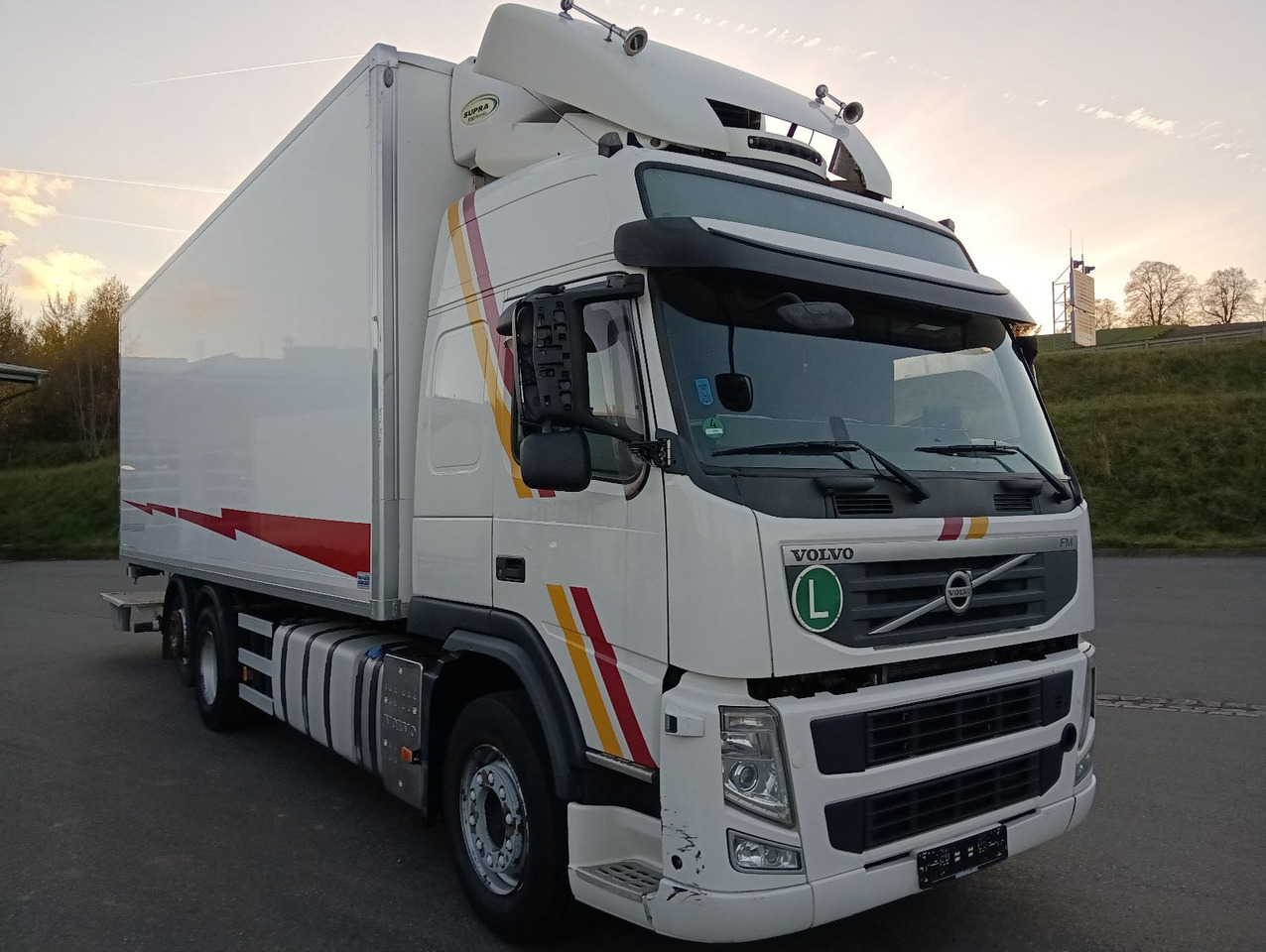 Volvo FM13-460 EEV 6x2R CarrierSupra550 7,3m LBW1.5t - 冷藏车:图2 Volvo FM13-460 EEV 6x2R CarrierSupra550 7,3m LBW1.5t - 冷藏车:图2