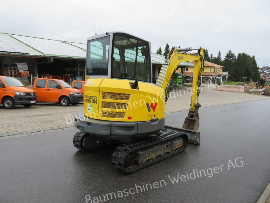Wacker Neuson ET 35 - 小型挖掘机:图5 Wacker Neuson ET 35 - 小型挖掘机:图5