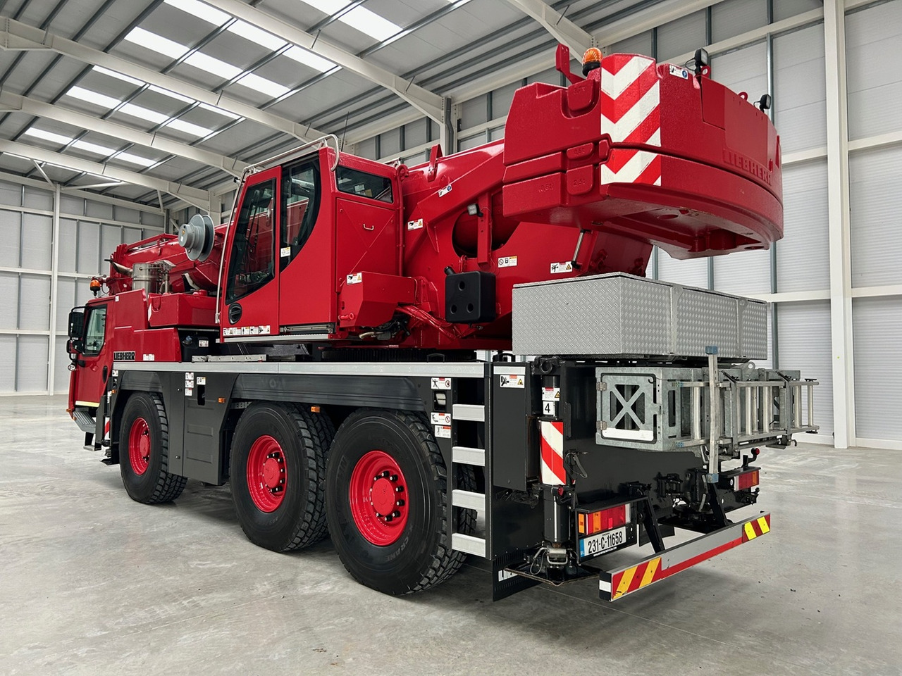 LIEBHERR LTM1060-3.1 - 起重机:图5 LIEBHERR LTM1060-3.1 - 起重机:图5